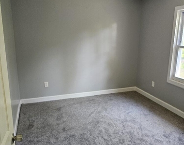 5056 Bewick Street - Photo Thumbnail 6