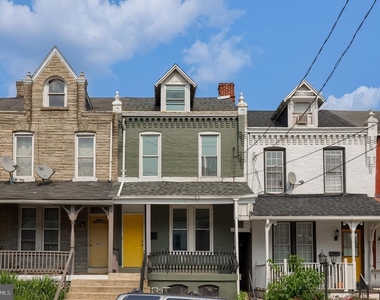 611 S Prince Street - Photo Thumbnail 9