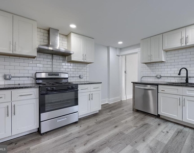 611 S Prince Street - Photo Thumbnail 1