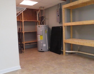 2325 Majestic Court - Photo Thumbnail 32