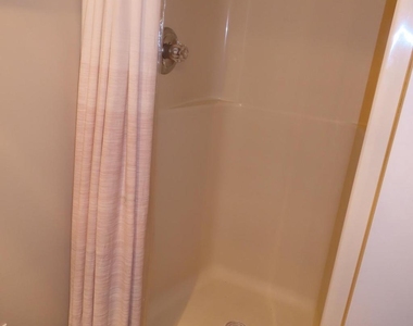 2325 Majestic Court - Photo Thumbnail 27