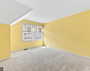 125 Margaret Lane - Photo Thumbnail 11
