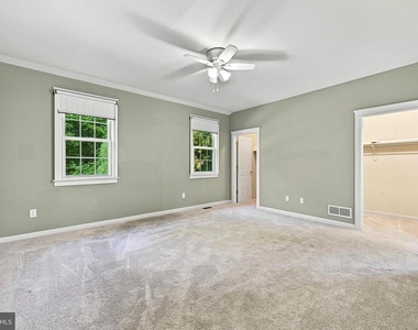125 Margaret Lane - Photo Thumbnail 20