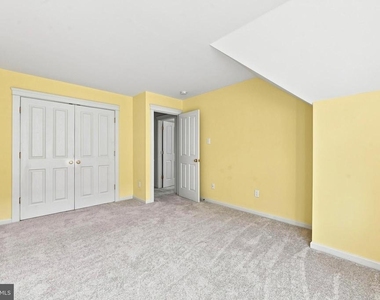 125 Margaret Lane - Photo Thumbnail 25