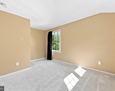 125 Margaret Lane - Photo Thumbnail 26