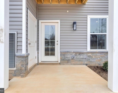 15 Wildflower Lane - Photo Thumbnail 14