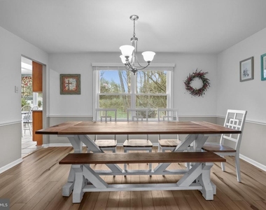 20 Barclay Street - Photo Thumbnail 8