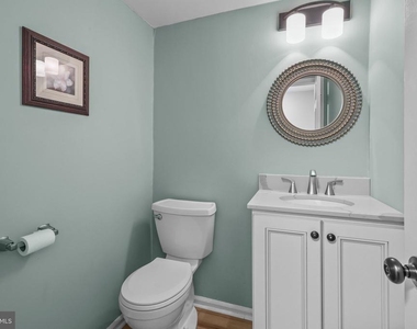 20 Barclay Street - Photo Thumbnail 24