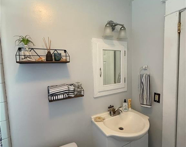 406 Pearl Street - Photo Thumbnail 18