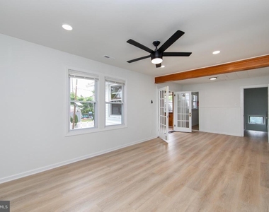 312 4th Avenue - Photo Thumbnail 3