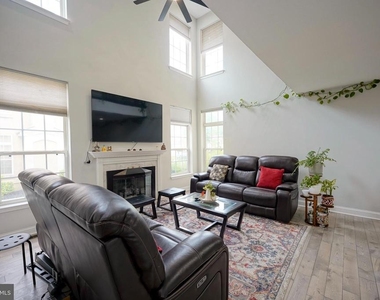 16 Buckingham Place - Photo Thumbnail 22