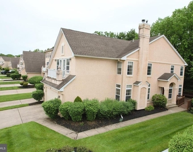 16 Buckingham Place - Photo Thumbnail 53
