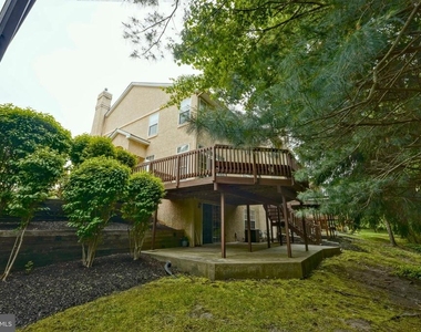 16 Buckingham Place - Photo Thumbnail 3
