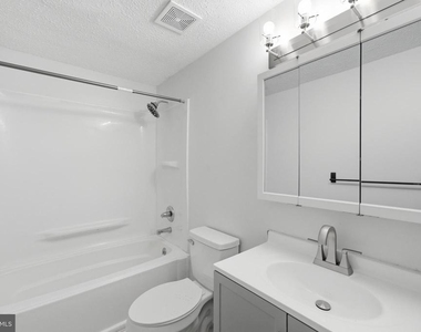 217 Vista Court - Photo Thumbnail 15
