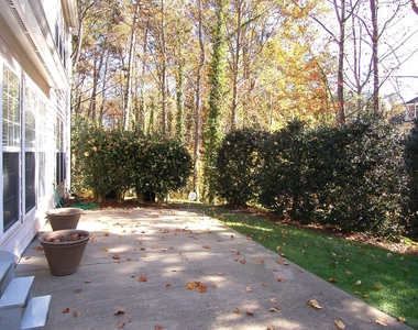 3611 Lion Ridge Court - Photo Thumbnail 19
