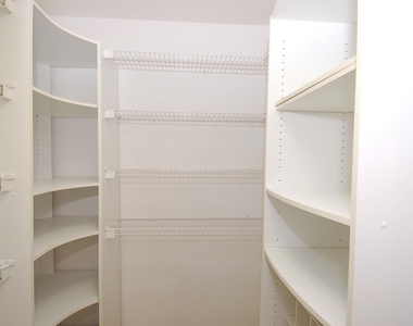 3611 Lion Ridge Court - Photo Thumbnail 13