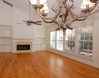 3611 Lion Ridge Court - Photo Thumbnail 4