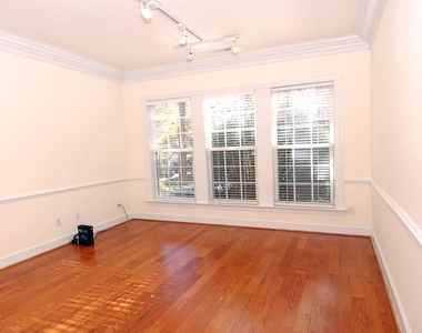 3611 Lion Ridge Court - Photo Thumbnail 7