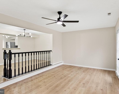 127 Villa Knoll Court - Photo Thumbnail 9