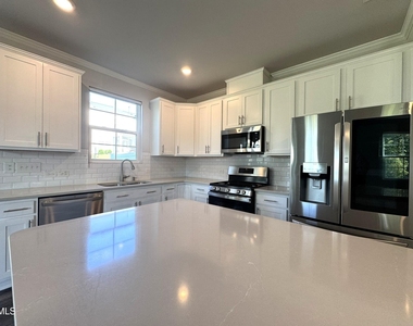 1114 Gemma Drive - Photo Thumbnail 9