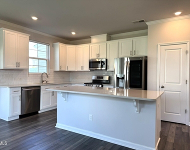 1114 Gemma Drive - Photo Thumbnail 11