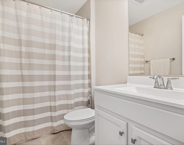 12 Venice Lane - Photo Thumbnail 27
