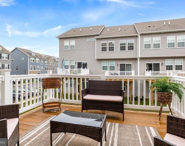 12 Venice Lane - Photo Thumbnail 30