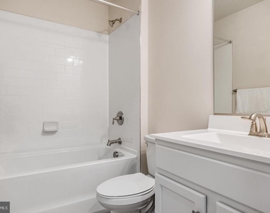 12 Venice Lane - Photo Thumbnail 23