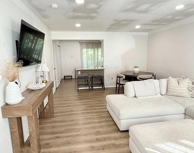 17 Mohave Drive - Photo Thumbnail 2