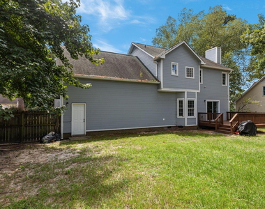 8318 Umstead Drive - Photo Thumbnail 7