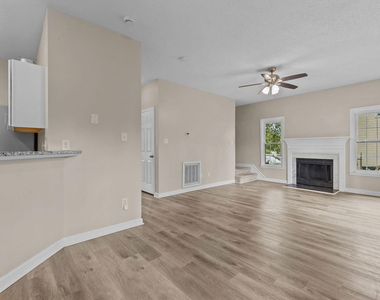 8318 Umstead Drive - Photo Thumbnail 14