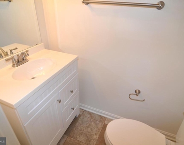 22112 Pegg Road - Photo Thumbnail 5