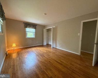 29781 Oak Road - Photo Thumbnail 16
