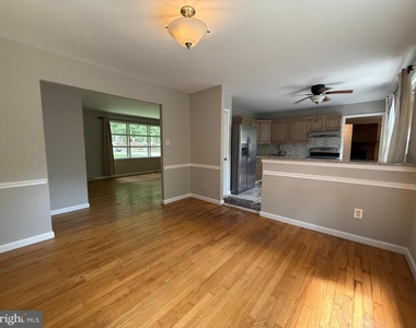 29781 Oak Road - Photo Thumbnail 10