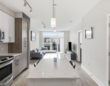145 Riverhaven Drive - Photo Thumbnail 12
