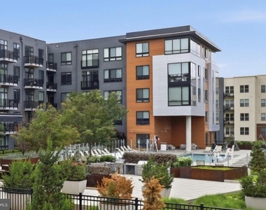 145 Riverhaven Drive - Photo Thumbnail 4