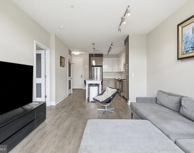 145 Riverhaven Drive - Photo Thumbnail 15