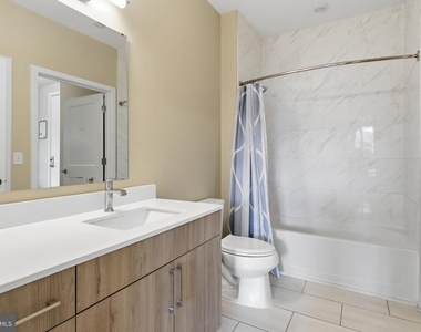 145 Riverhaven Drive - Photo Thumbnail 21