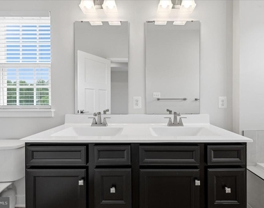 1550 Adamson Way - Photo Thumbnail 33