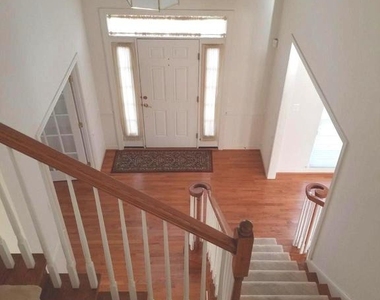 4415 Medallion Drive - Photo Thumbnail 3