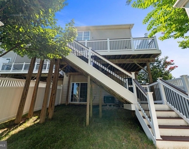 4500 Grazing Way - Photo Thumbnail 19