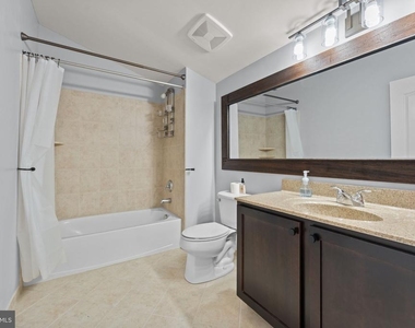 4500 Grazing Way - Photo Thumbnail 13