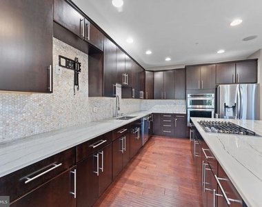 4500 Grazing Way - Photo Thumbnail 5