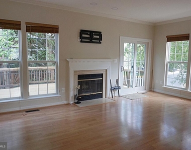 20601 Duck Pond Place - Photo Thumbnail 10