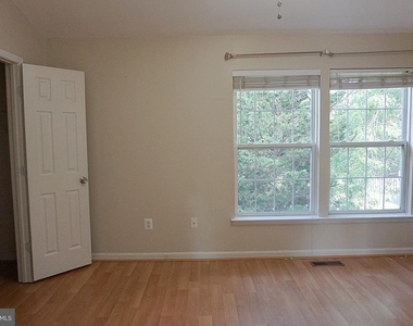 20601 Duck Pond Place - Photo Thumbnail 31