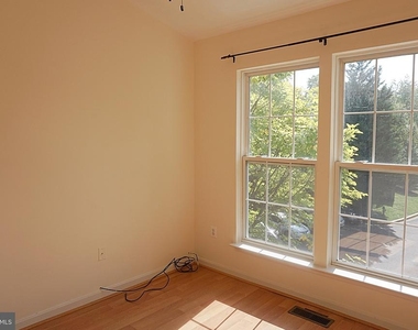 20601 Duck Pond Place - Photo Thumbnail 27