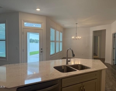 1705 Pinecliff Court - Photo Thumbnail 8