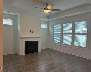 1705 Pinecliff Court - Photo Thumbnail 7