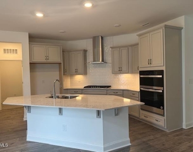 1705 Pinecliff Court - Photo Thumbnail 6