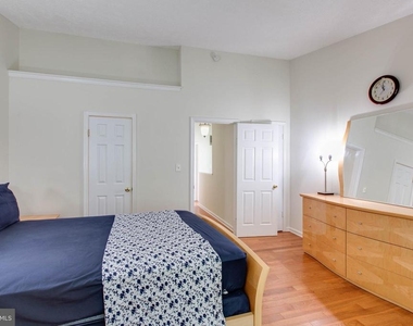 13547 Ambassador Drive - Photo Thumbnail 23